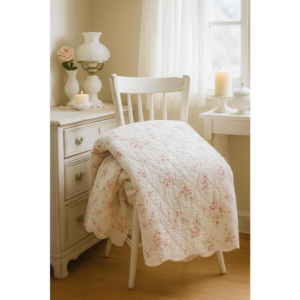 Twin Simply Shabby Chic Floral Quilt Pink Roses Cottage Core Bedding
